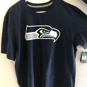 Men’s NWT Nike Seahawks shirt!